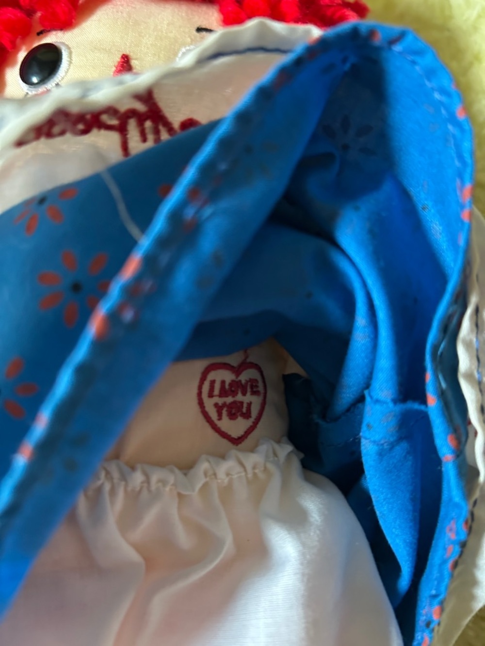 Raggedy Ann & Raggedy Andy Dolls - Picture 10 of 16